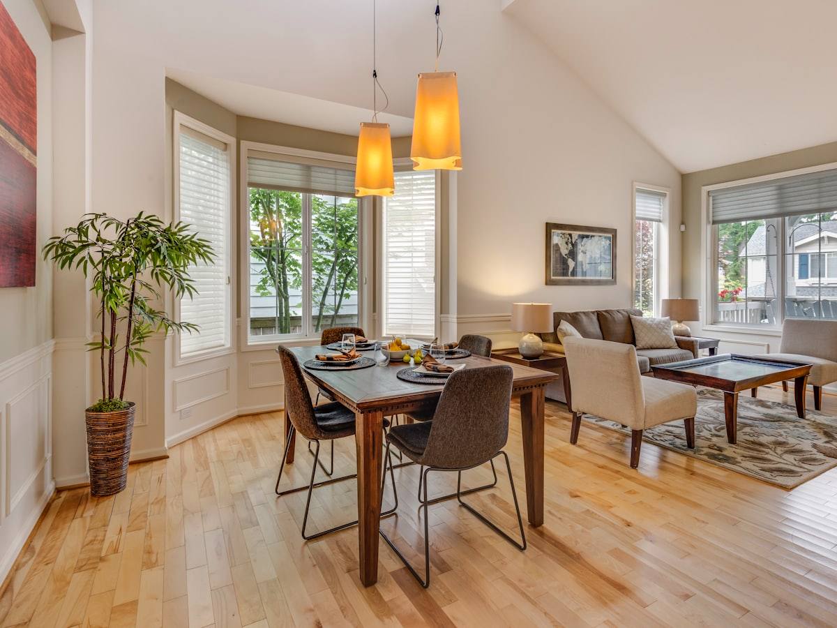 Freshly painted dining room with balanced sheen