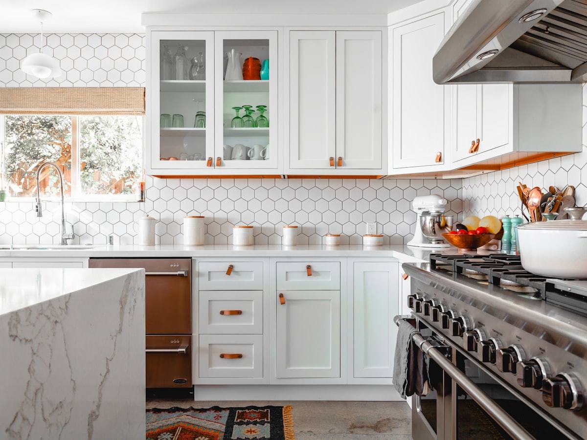 Kitchen cabinets — Bend